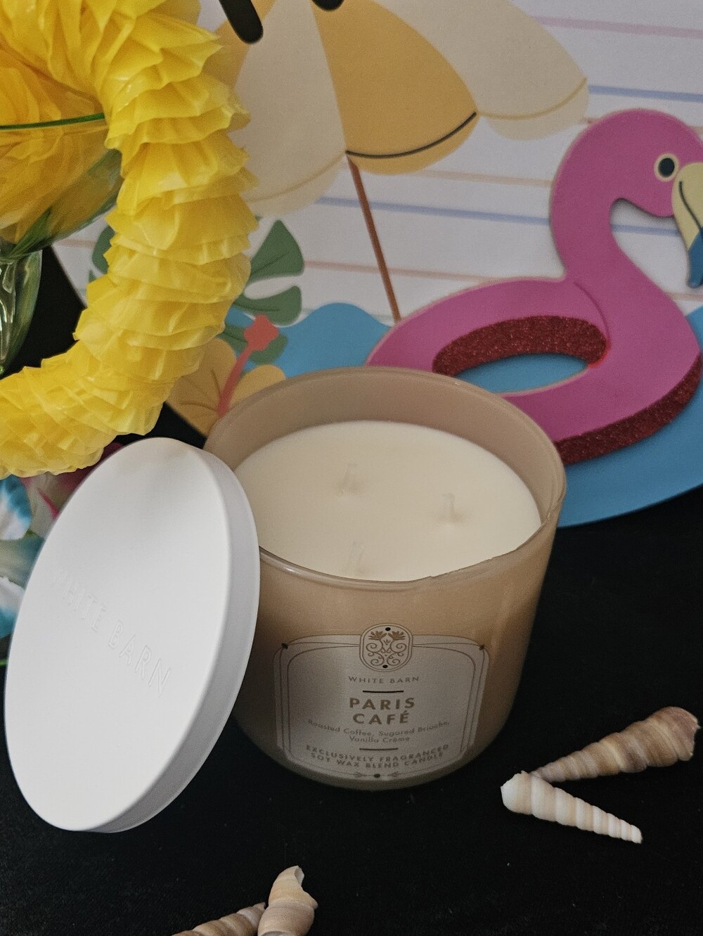 NWT White Barn Paris Café 3-wick Candle - Beige and White - Picture 4 of 5